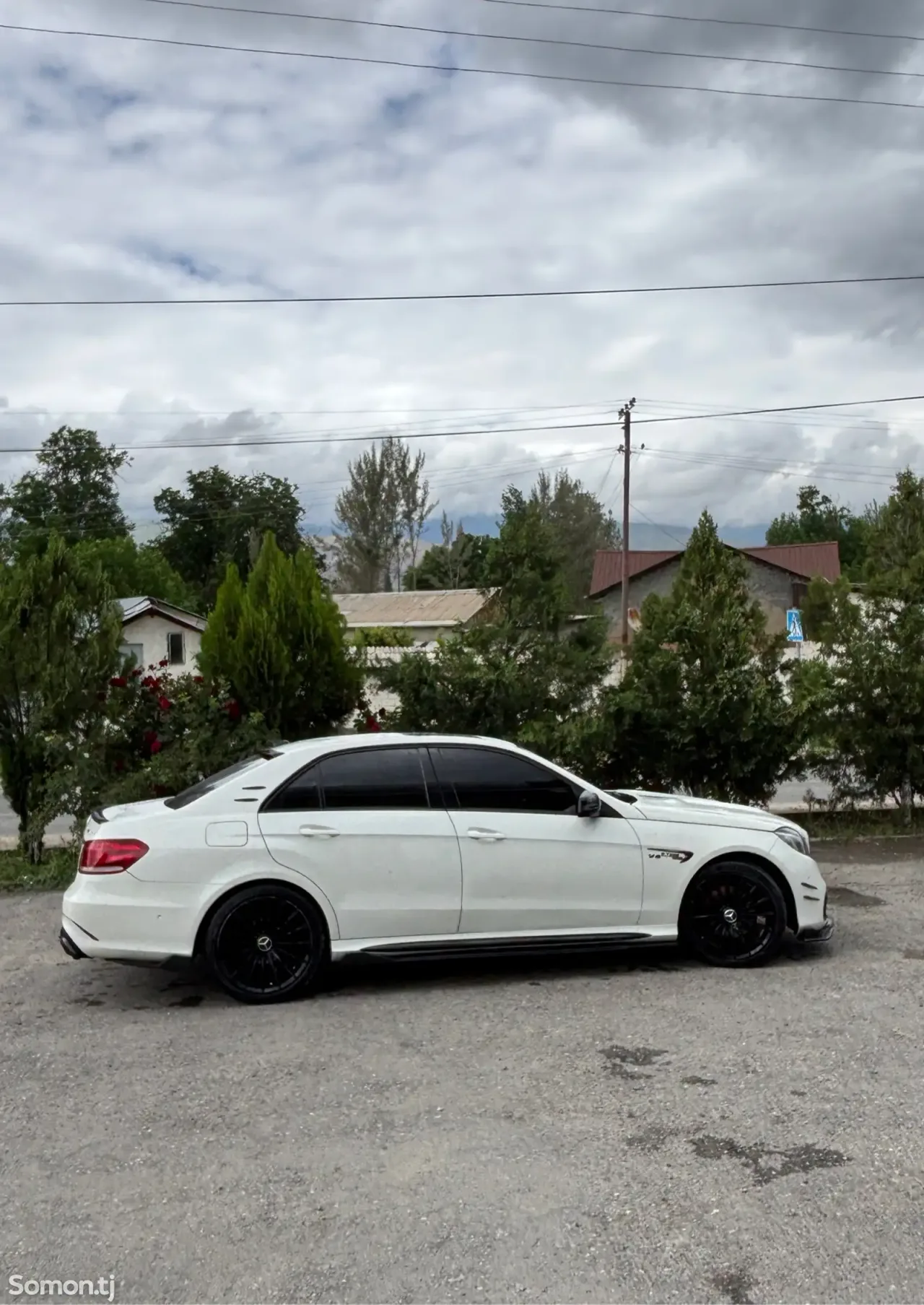 Mercedes-Benz E class 2011 · 3.5 AT