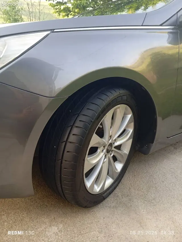 Hyundai Sonata 2010 · 2.0 AT