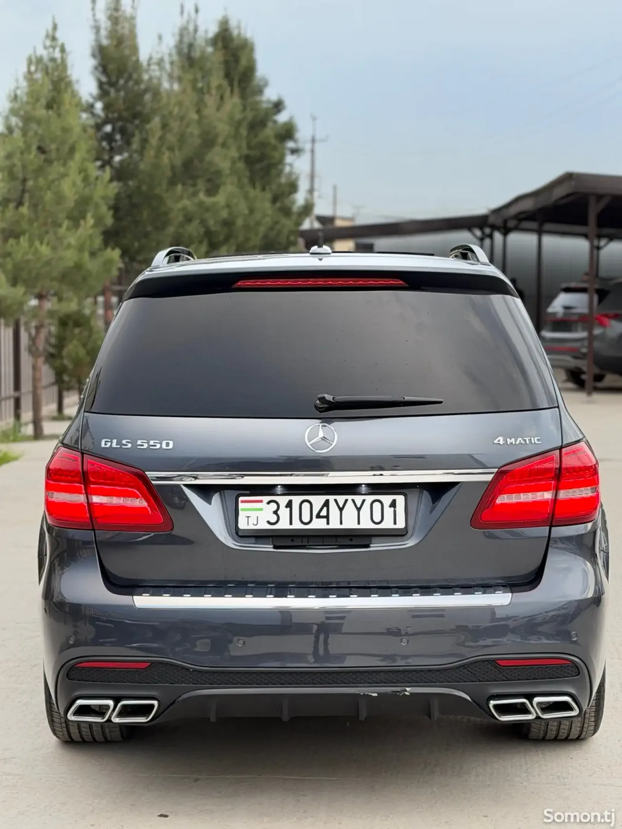 Mercedes-Benz GLS 2018 · 5.5 AT