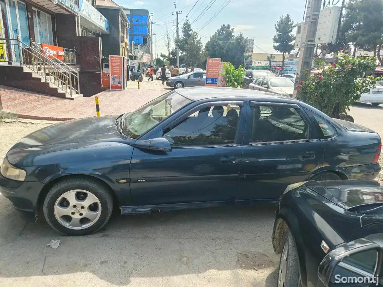 Opel Vectra B 1997 · 1.6 MT