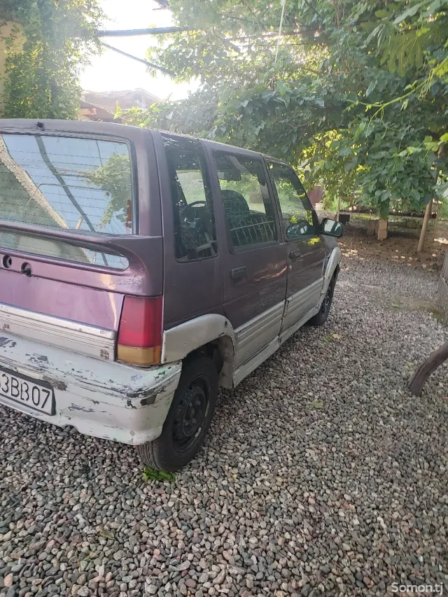 Daewoo Tico 1996 · 1.1 MT