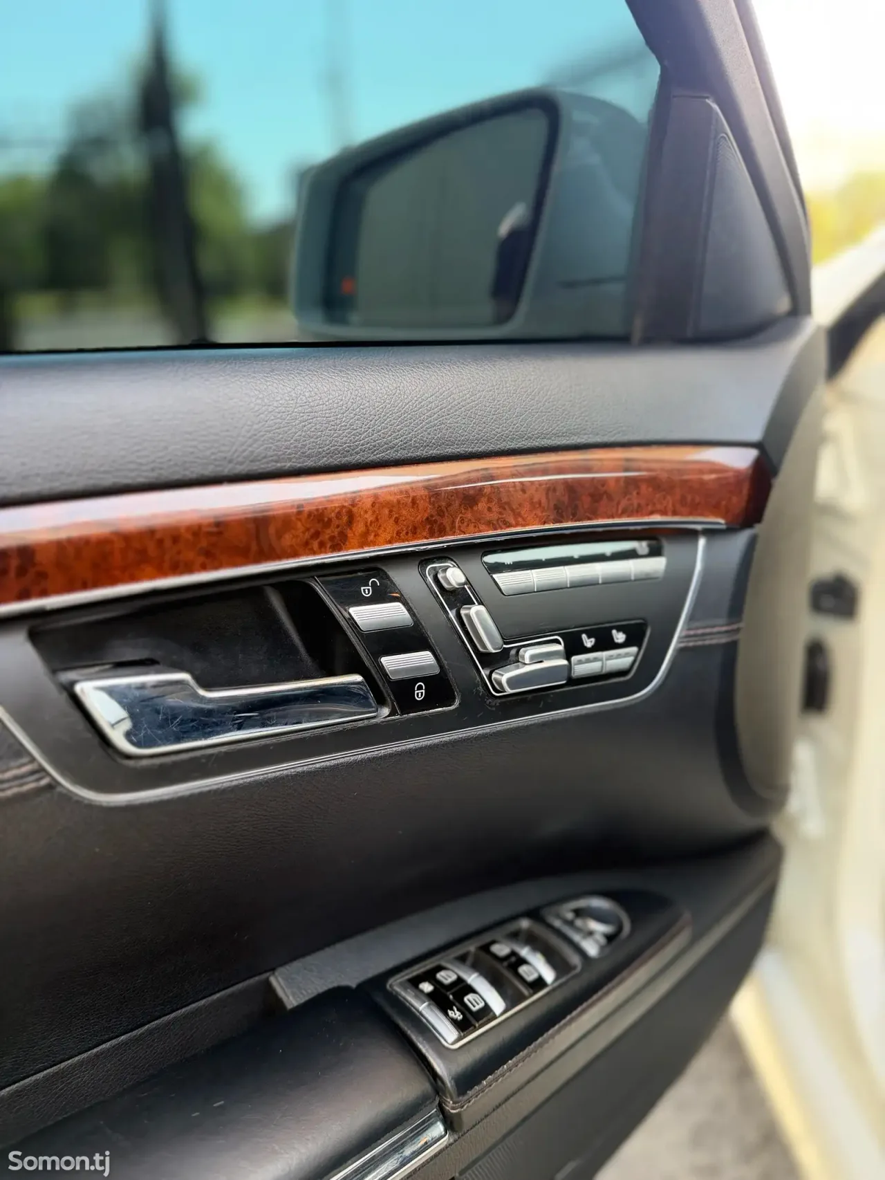 Mercedes-Benz S class 2012 · 3.5 AT