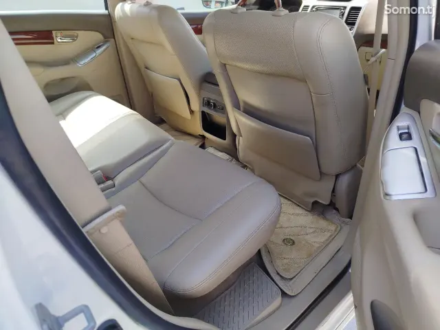 Toyota Land Cruiser Prado 2009 · 4.0 AT