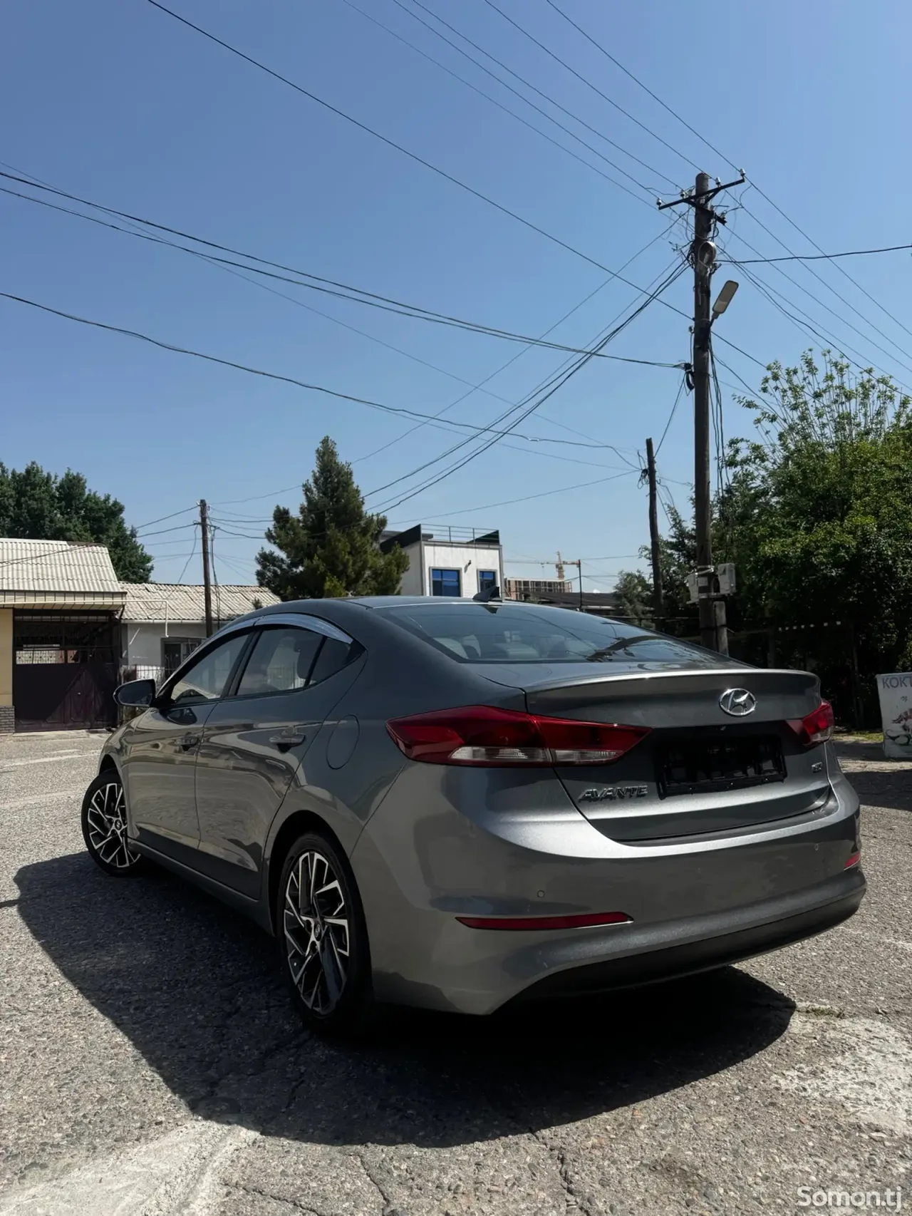 Hyundai Avante 2016 · 1.6 AT