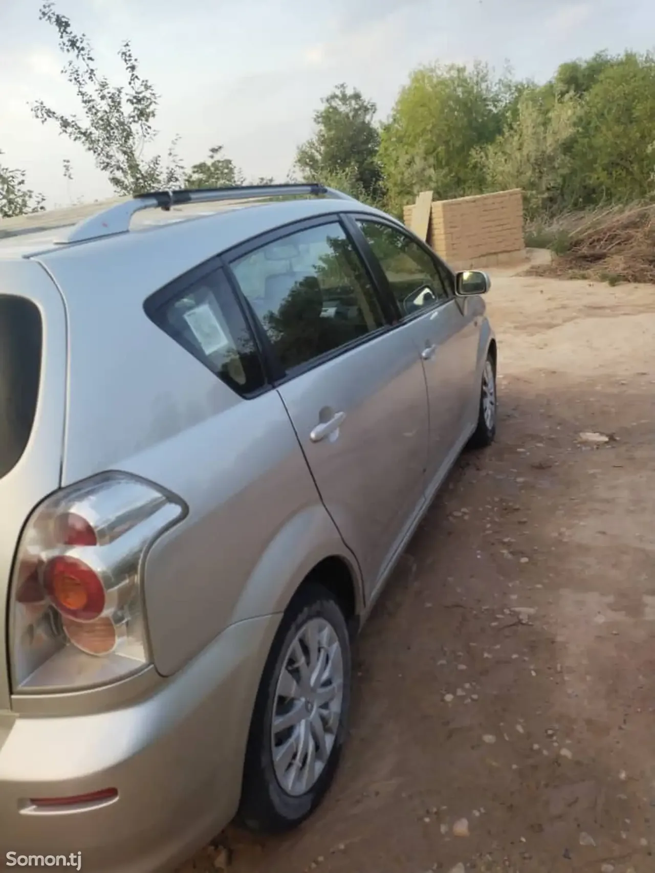 Toyota Verso 2006 · 1.6 MT