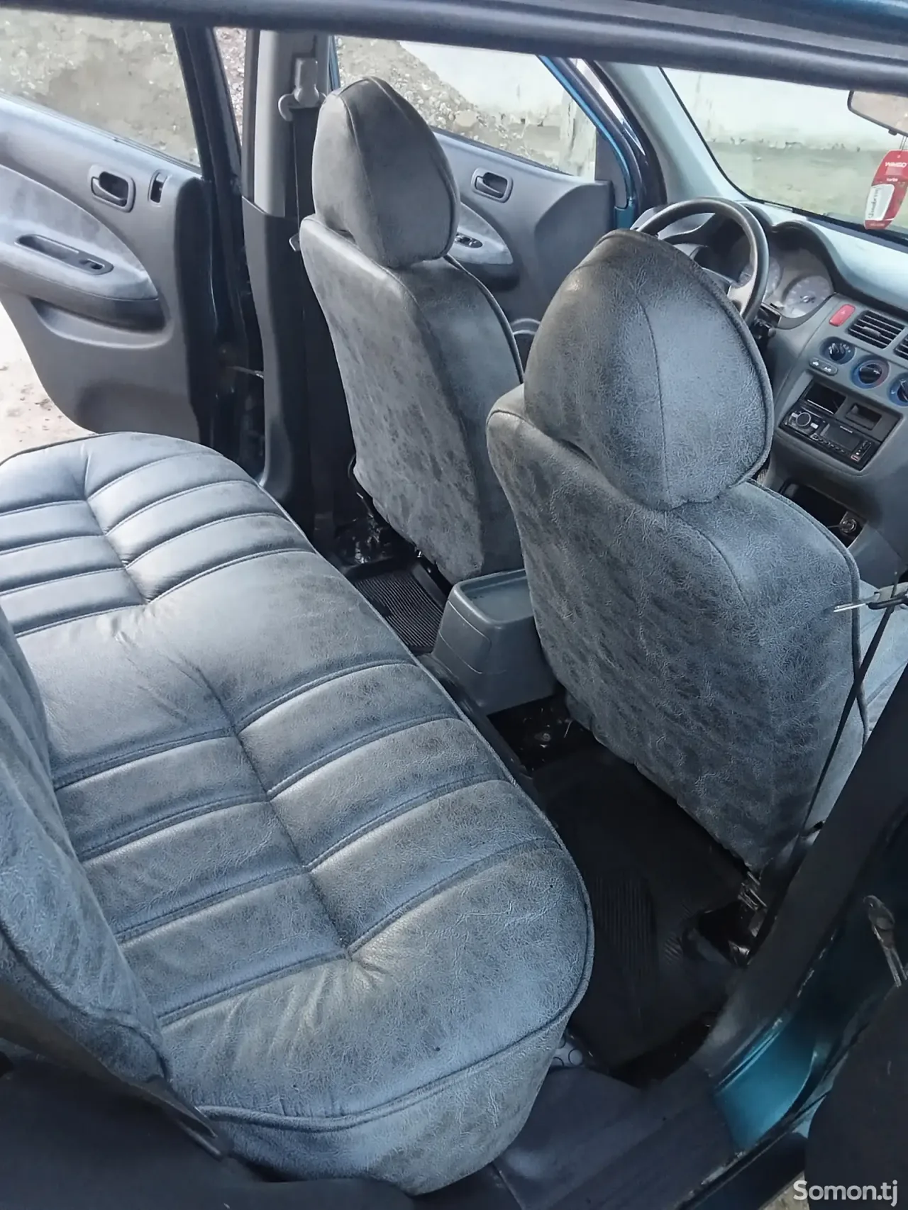 Honda HR-V 2000 · 1.8 MT