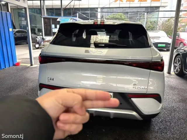 BYD Yuan Plus 2025 · AT