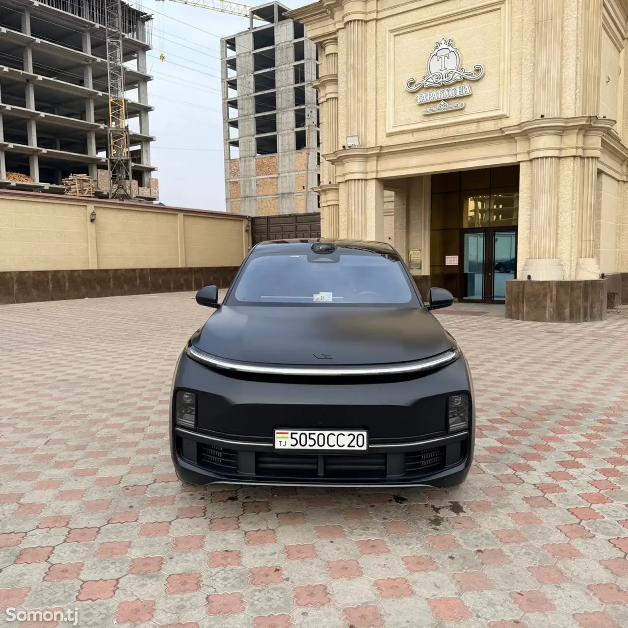 Li Auto (Lixiang) L9 2025 · AT
