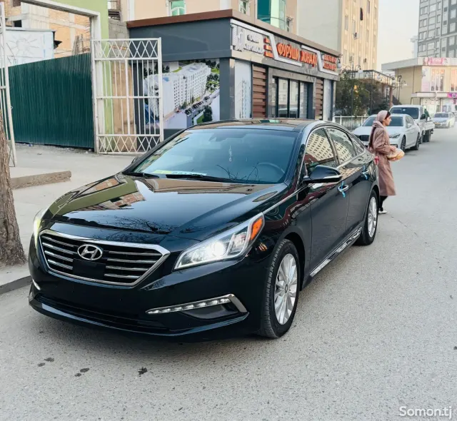 Hyundai Sonata 2015 · 2.0 AT