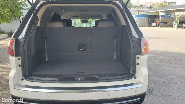 GMC Acadia 2015 · 3.6 AT