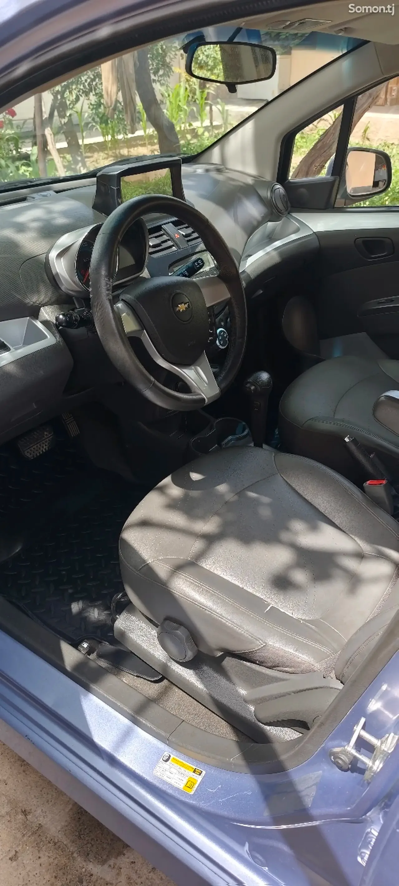 Chevrolet Spark 2014 · 1.1 AT