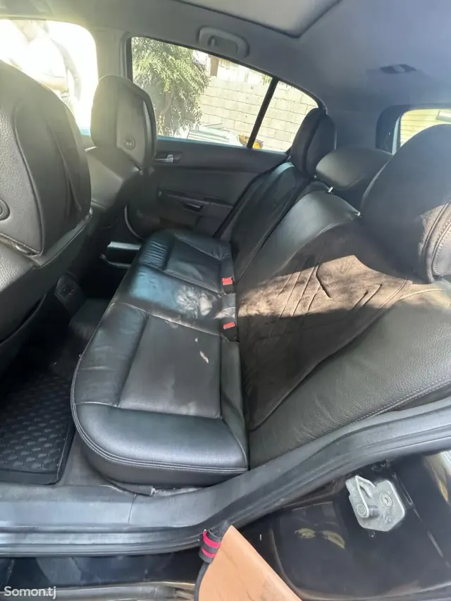 Opel Astra H 2007 · 1.8 MT