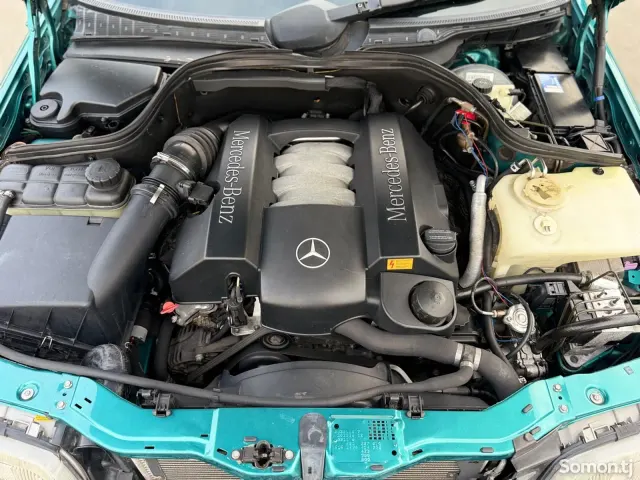 Mercedes-Benz C class 2000 · 2.4 AT