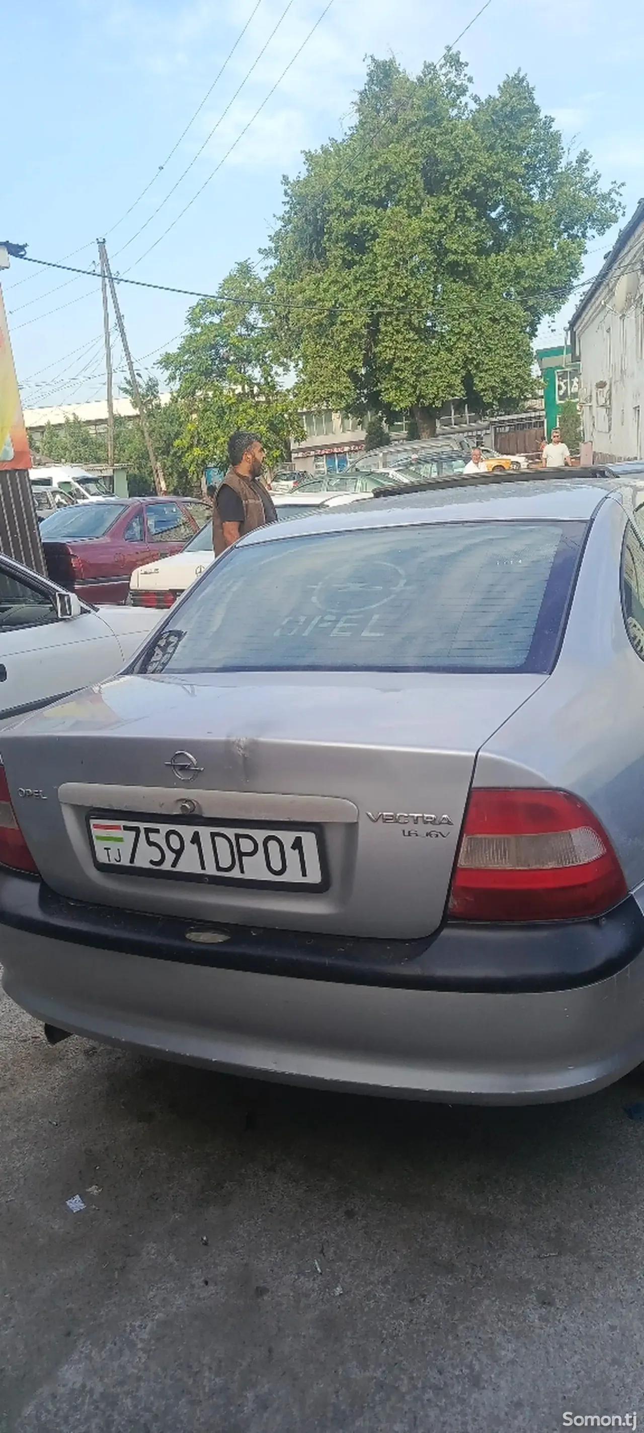 Opel Vectra C 1996 · 1.6 MT
