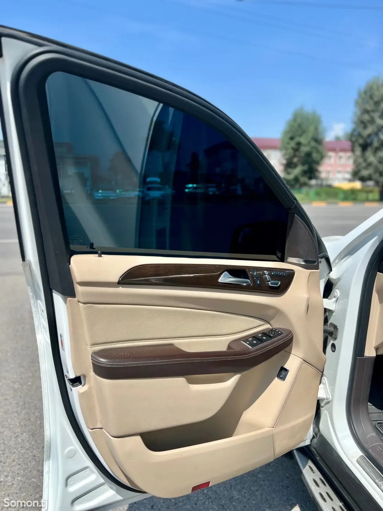 Mercedes-Benz GLE class 2017 · 3.5 AT