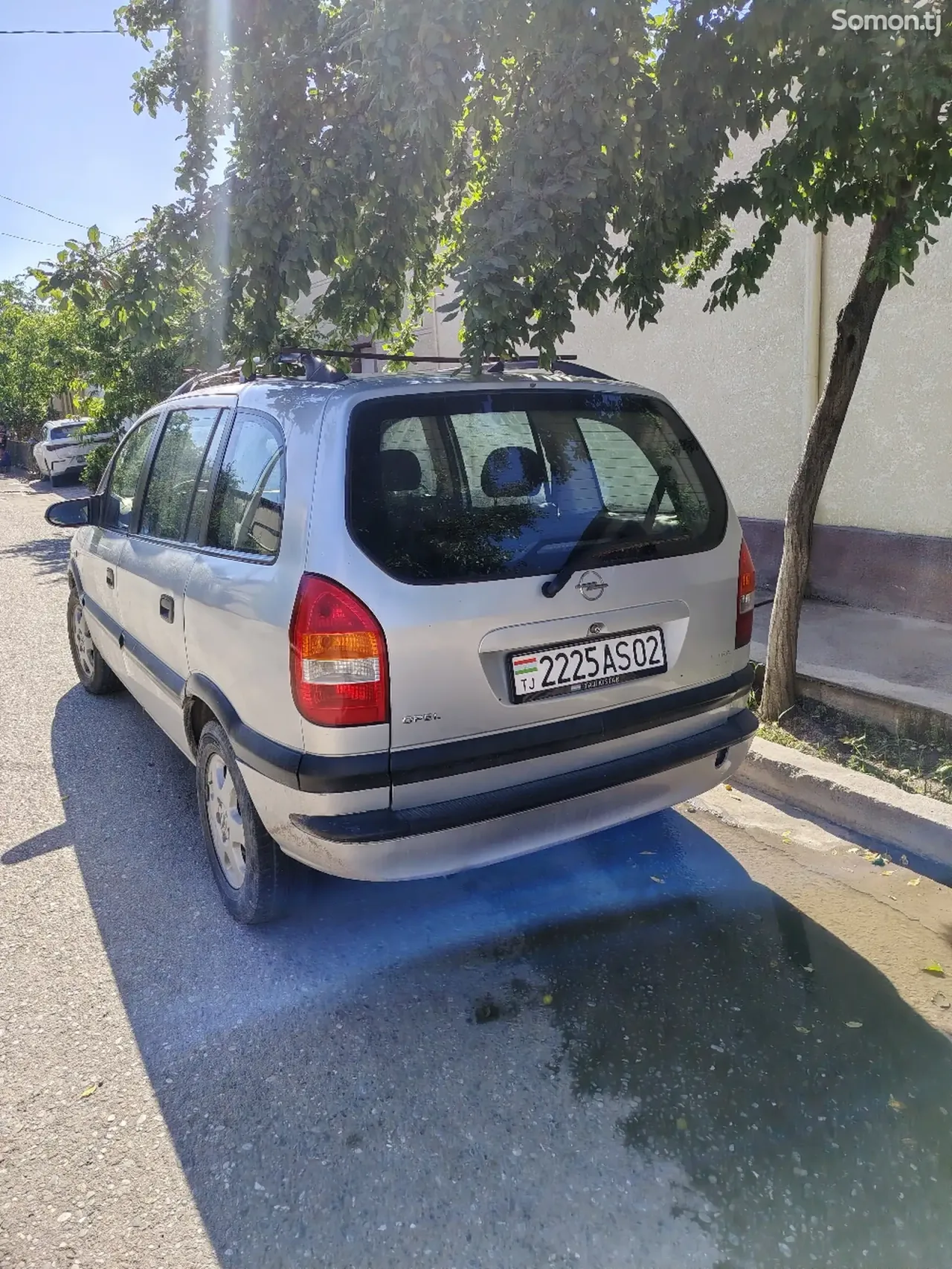 Opel Zafira 1999 · 1.6 MT