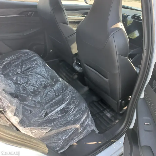 Dongfeng L7 2025 · AT