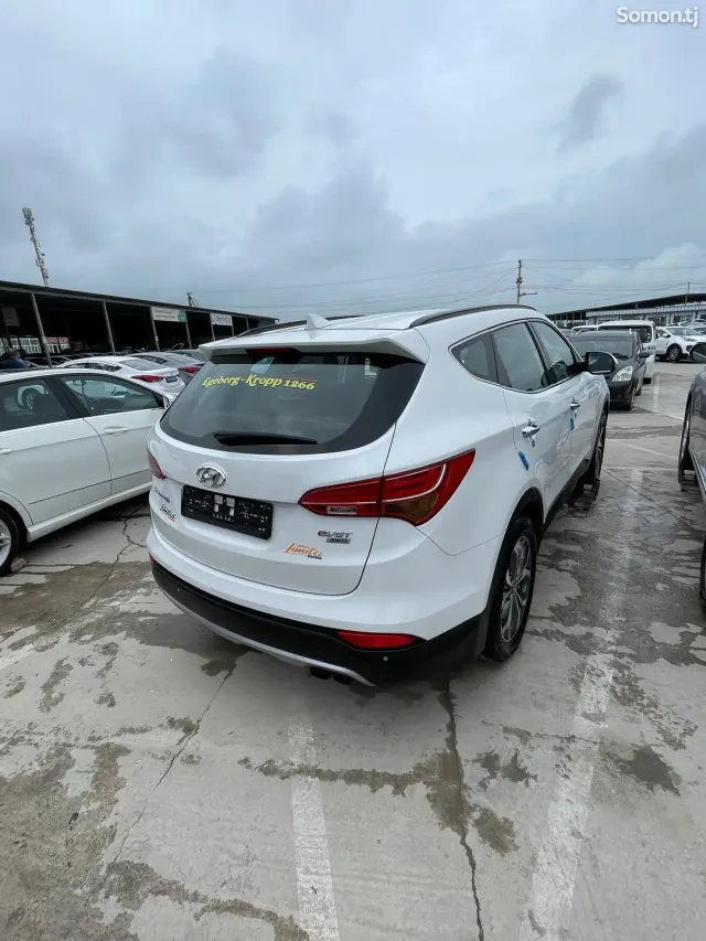 Hyundai Santa Fe 2014 · 2.0 AT