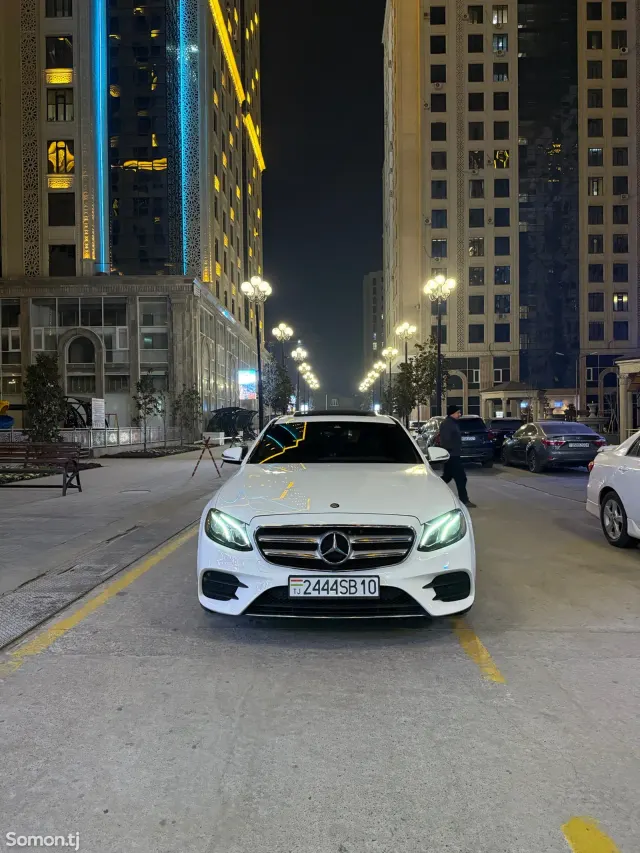 Mercedes-Benz E class 2017 · 2.0 AT