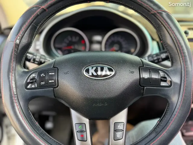 Kia Sportage 2015 · 2.0 AT