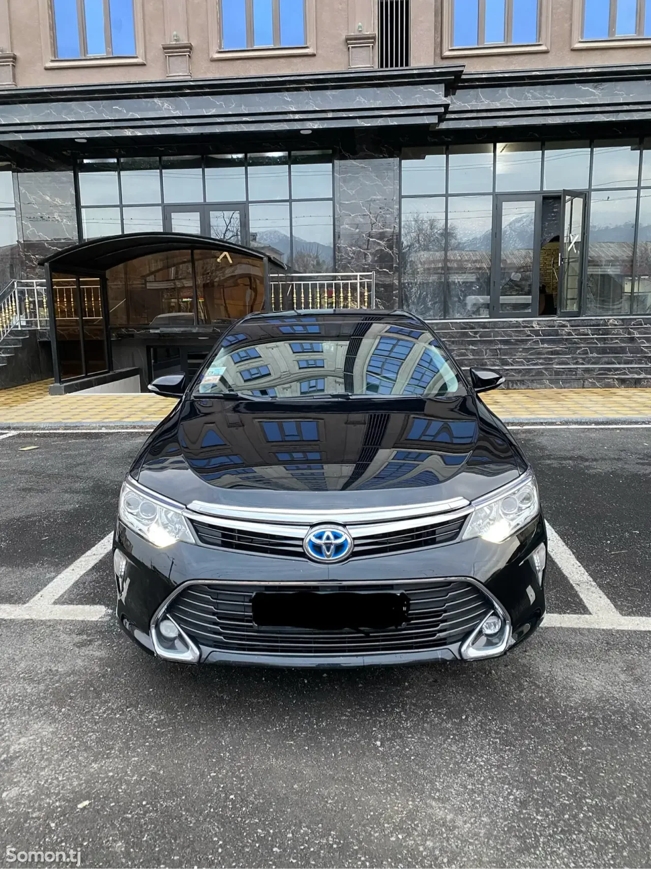 Toyota Camry 2017 · 2.5 AT