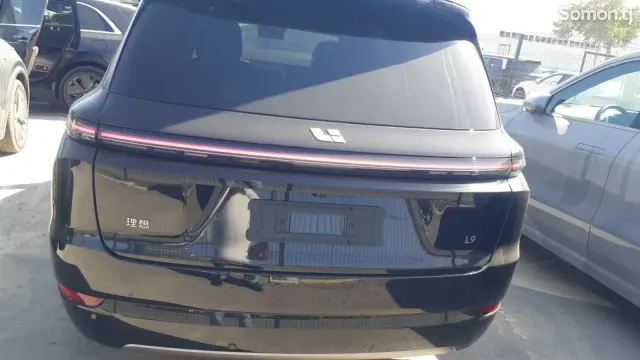 Li Auto (Lixiang) L9 2025 · 2.0 AMT