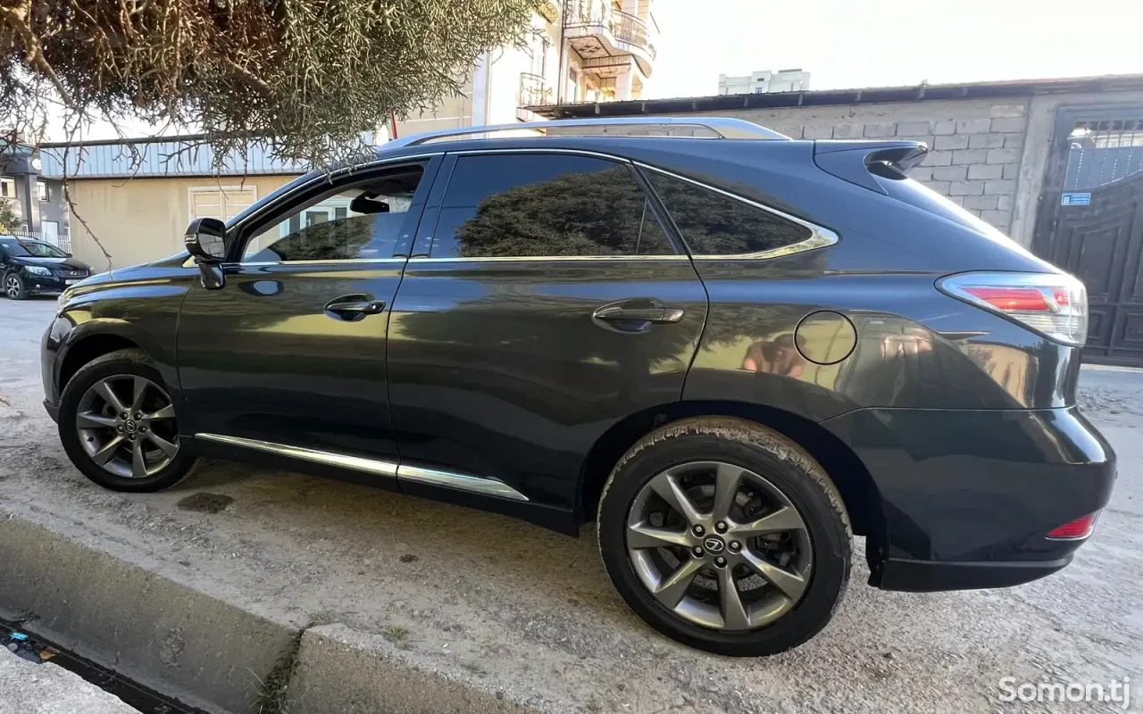Lexus RX series 2011 · 3.5 AT