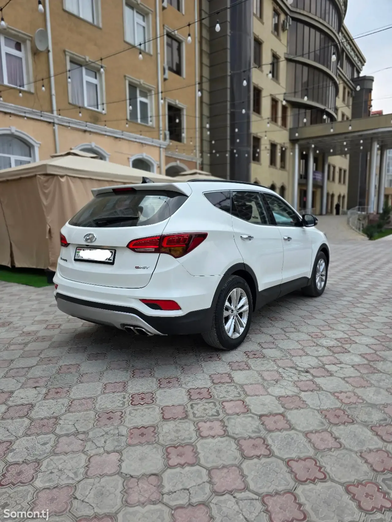 Hyundai Santa Fe 2016 · 2.0 AT