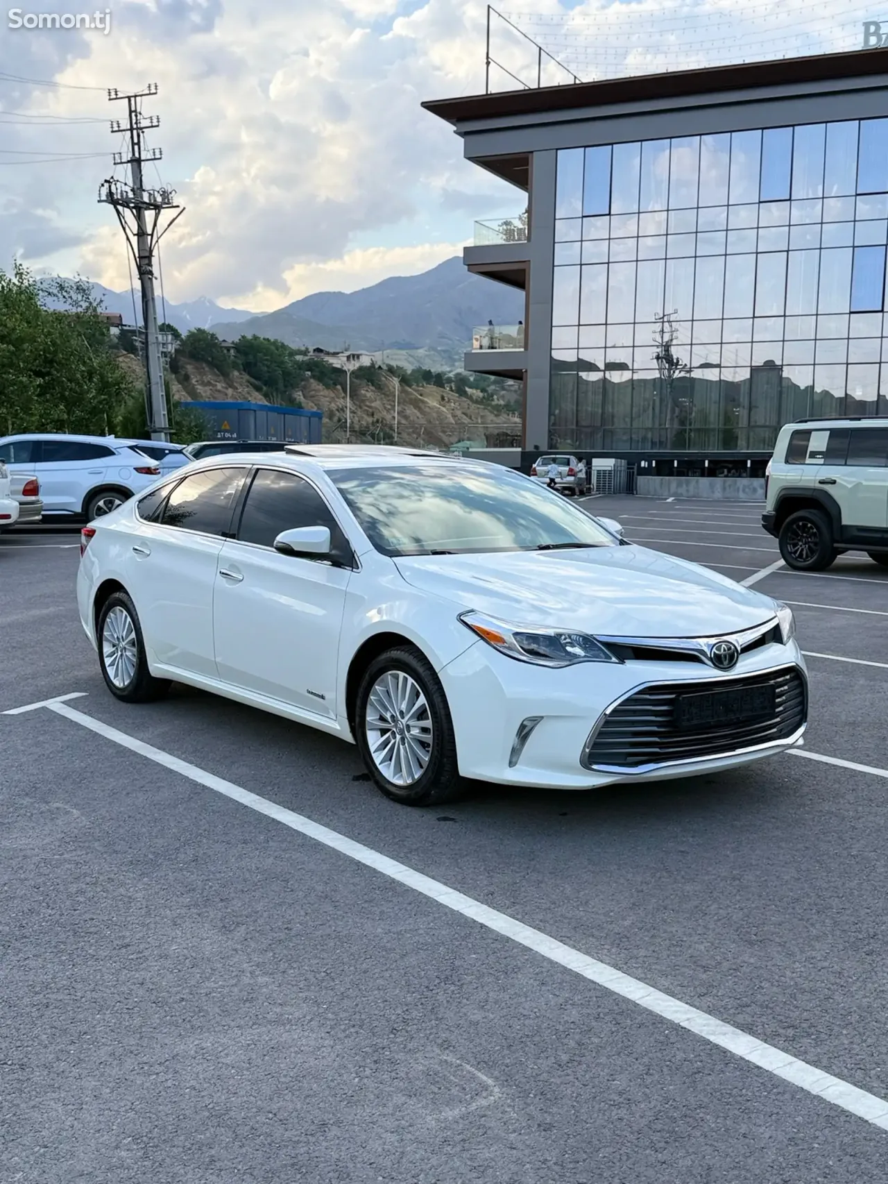 Toyota Avalon 2015 · 2.5 AT