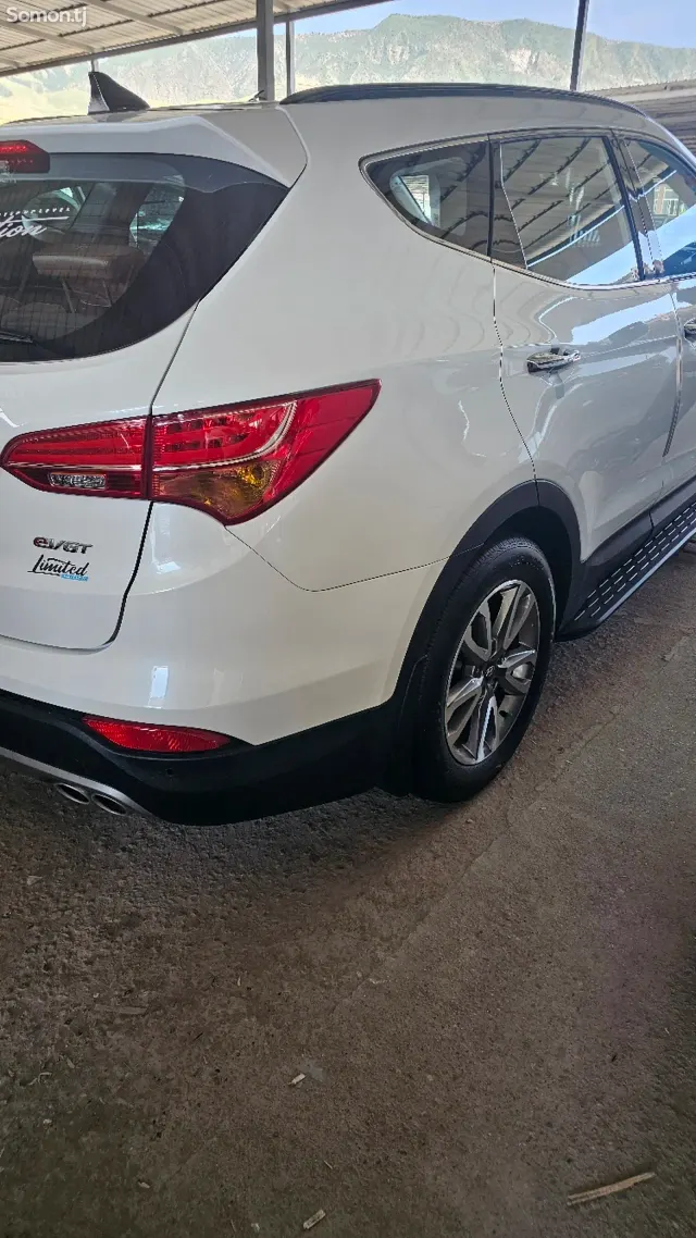 Hyundai Santa Fe 2014 · 2.0 AT