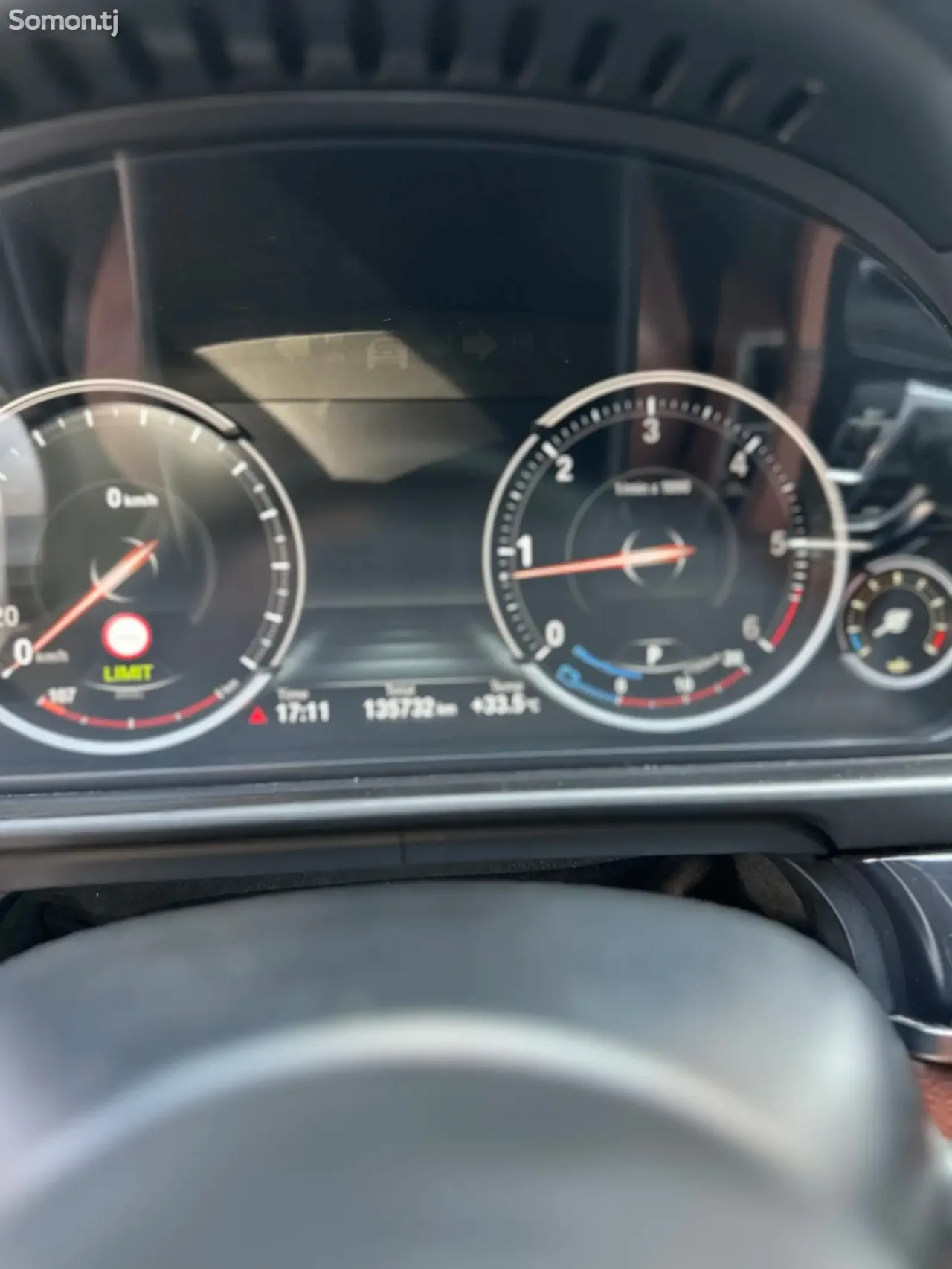BMW 5 series 2016 · 2.0 AT