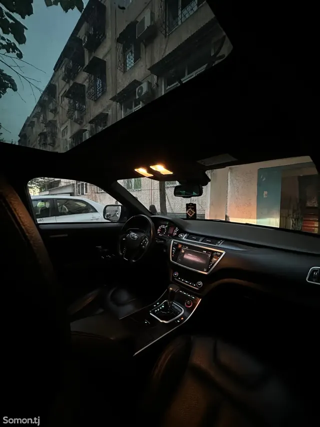 Landwind X7 2016 · AT