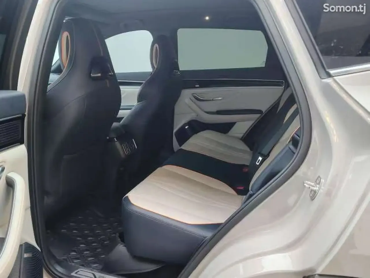 BYD Song Plus 2023 · AT