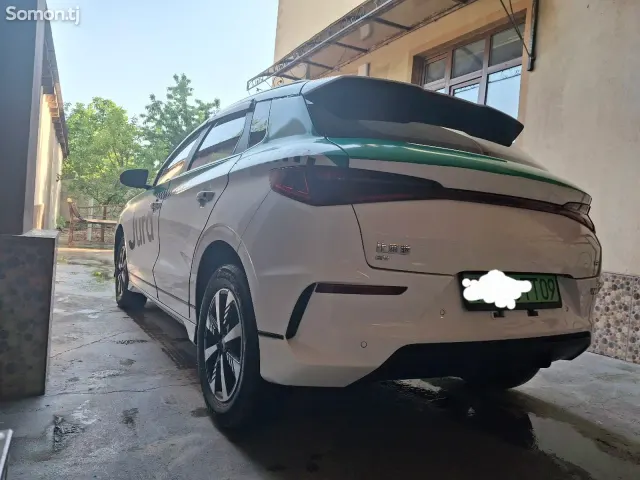 BYD E2 2023 · AMT