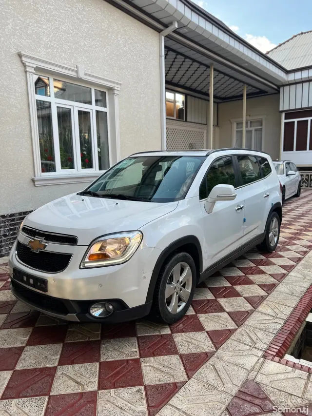 Chevrolet Orlando 2015 · 2.0 AT