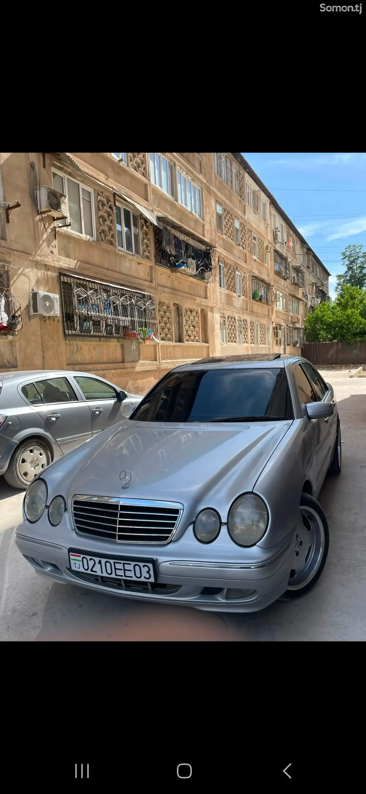 Mercedes-Benz E class 2001 · 3.2 AT
