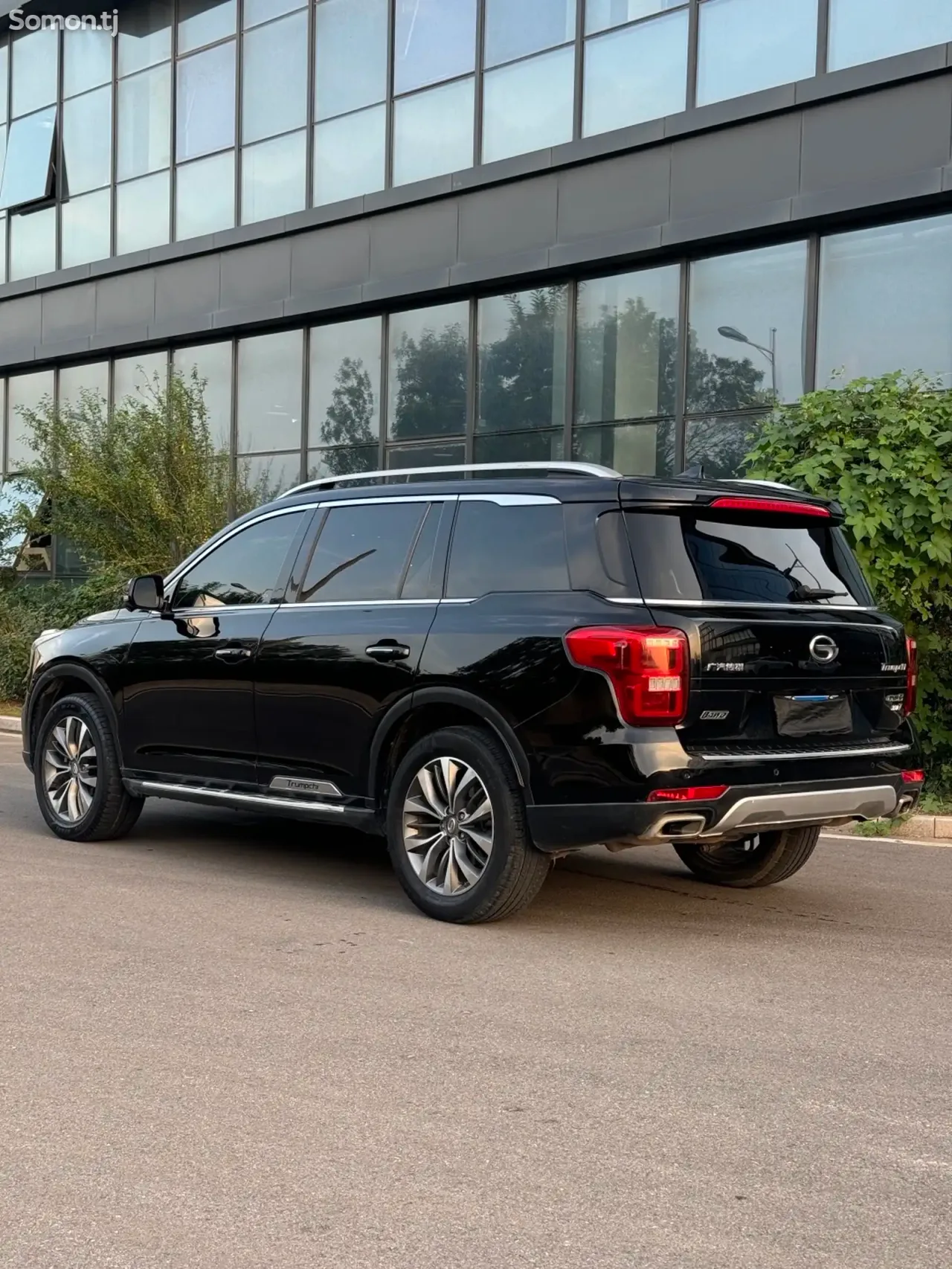 GAC Trumpchi GS8 2017 · 2.0 AT