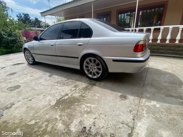 BMW 5 series 2000 · 2.8 MT