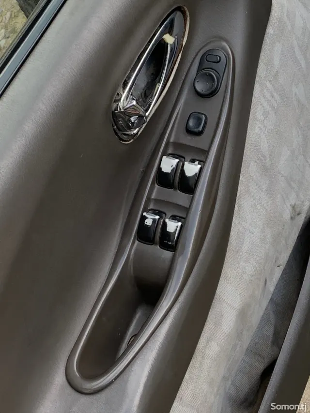 Daewoo Leganza 1998 · 1.8 MT