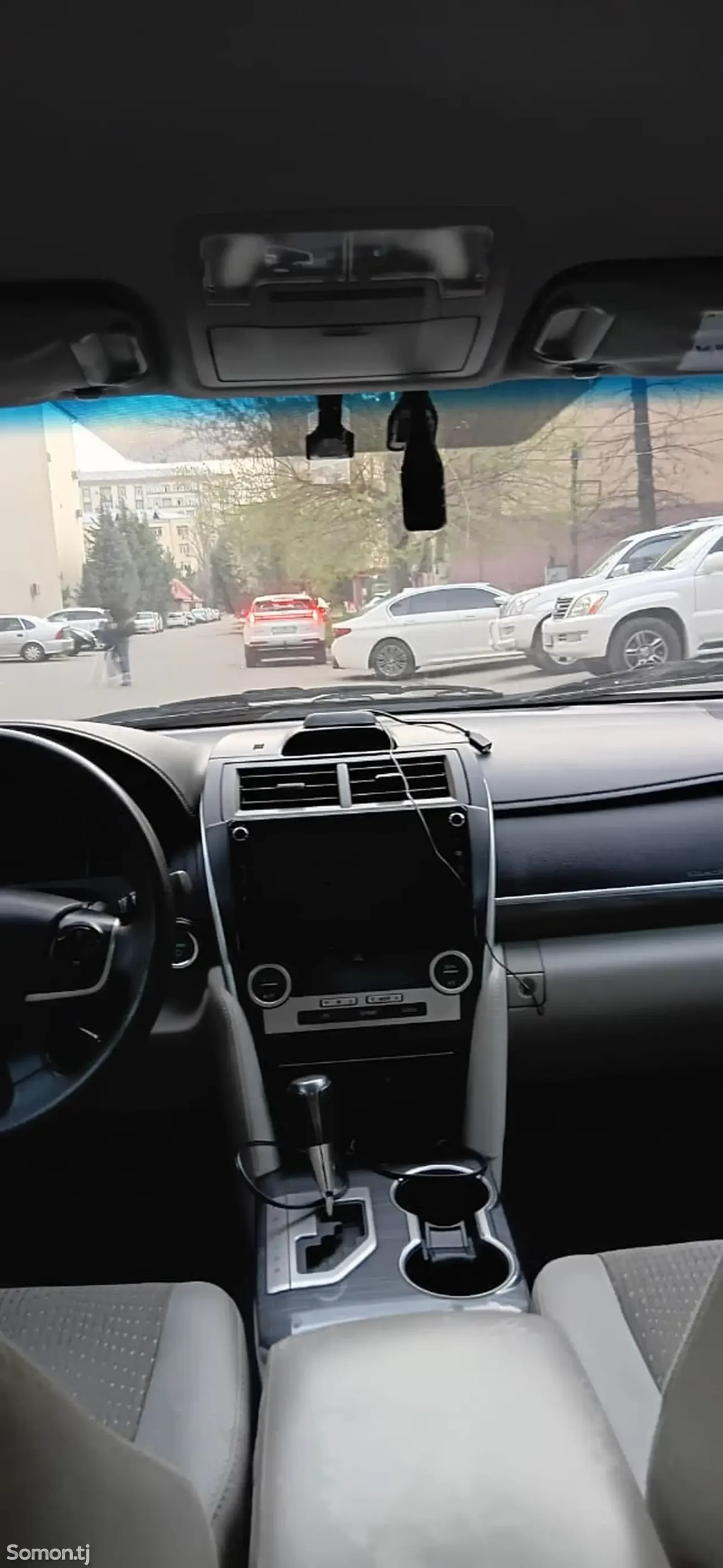 Toyota Camry 2014 · 2.5 AT