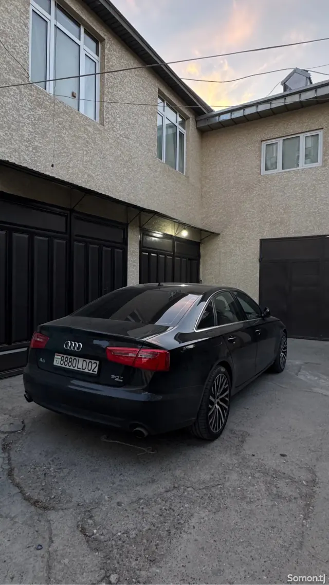 Audi A6 2012 · 3.0 AT
