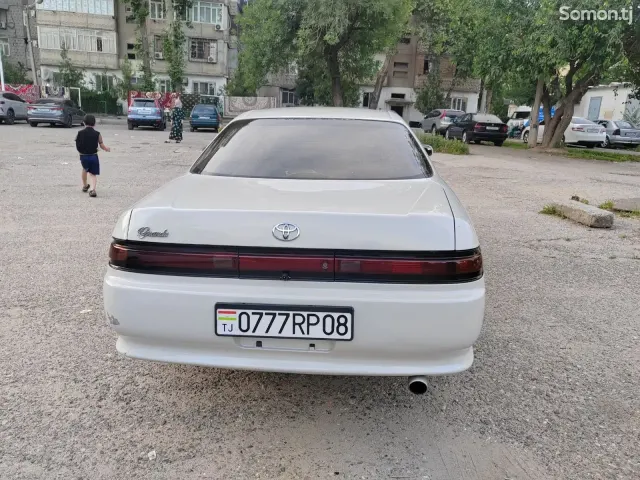 Toyota Mark II 1993 · 2.0 AT