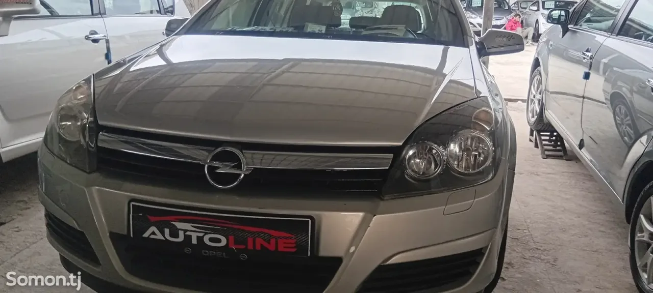 Opel Astra H 2007 · 1.6 MT