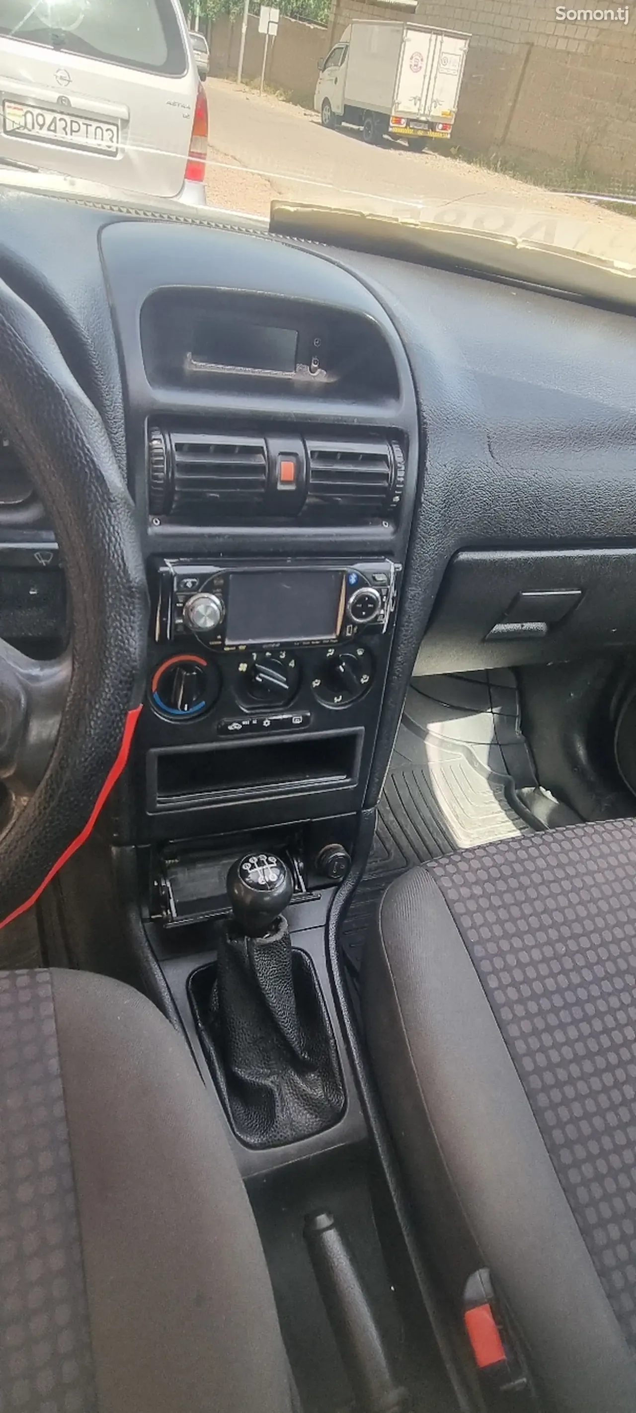 Opel Astra G 1999 · 1.6 MT