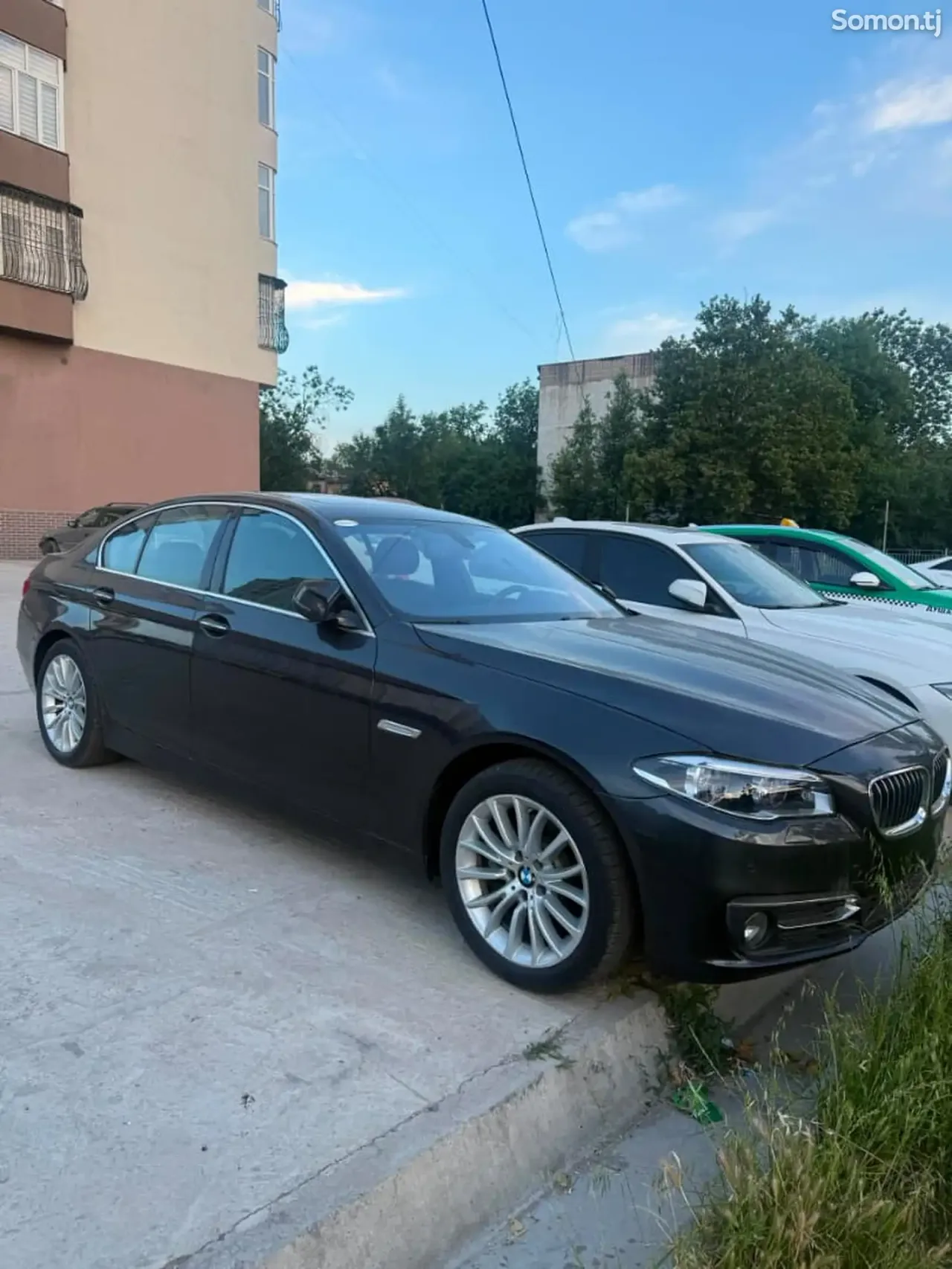 BMW 5 series 2014 · 2.0 AT