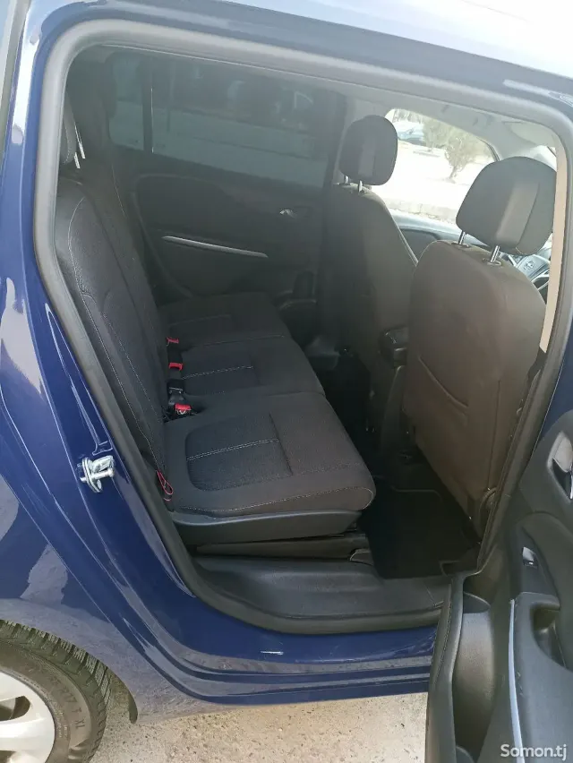 Opel Zafira 2016 · 2.0 AT