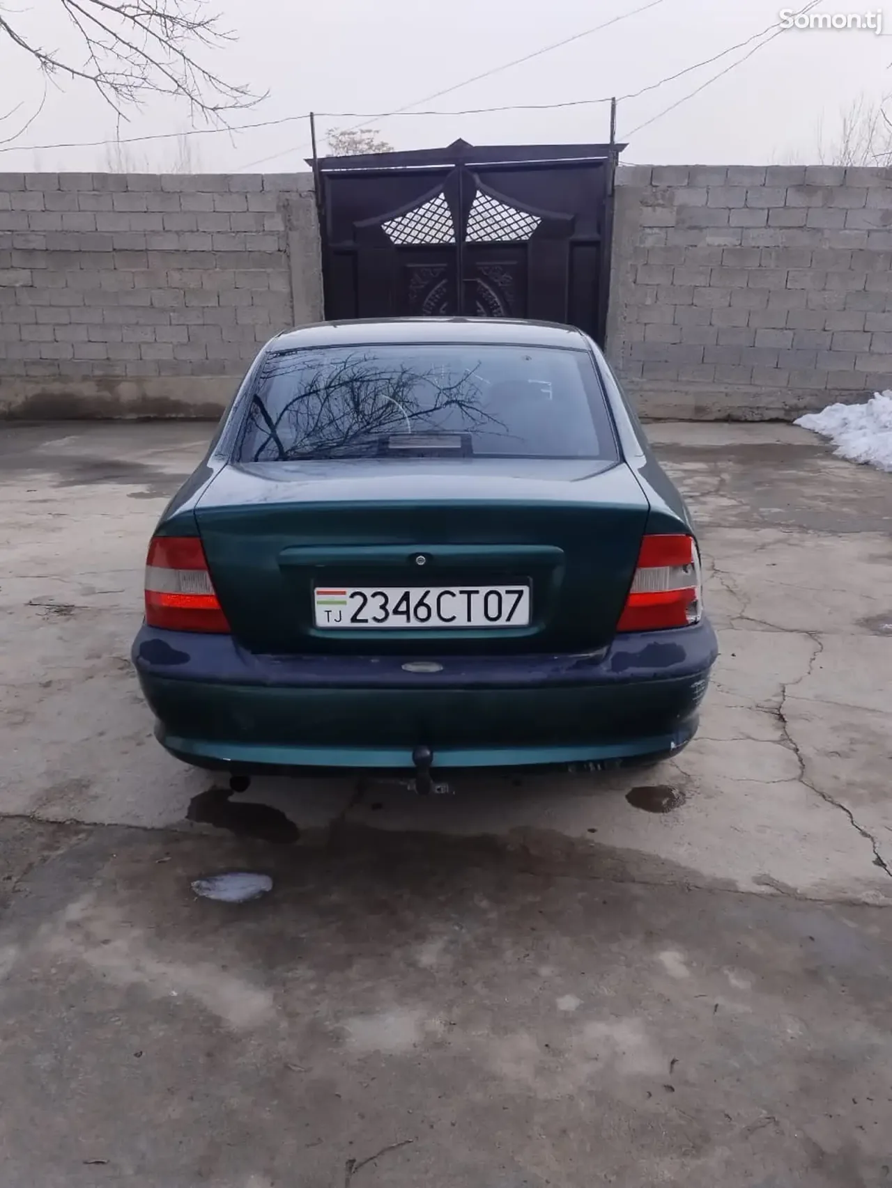 Opel Vectra B 1996 · 1.6 MT