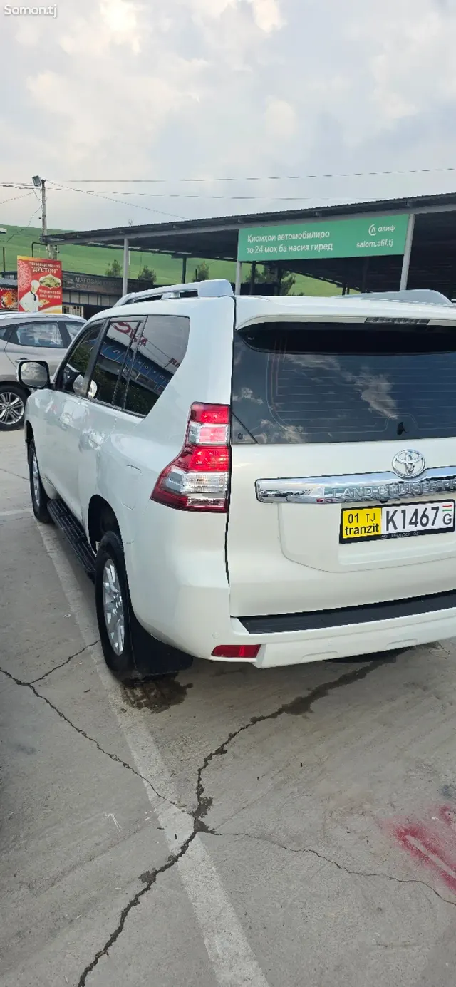 Toyota Land Cruiser Prado 2012 · 4.0 AT
