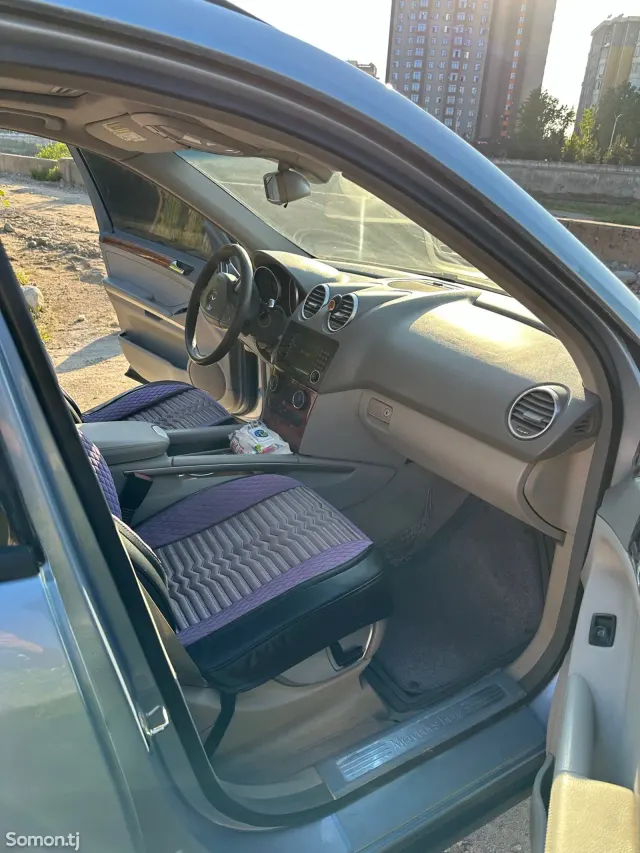 Mercedes-Benz ML class 2006 · 3.5 AT