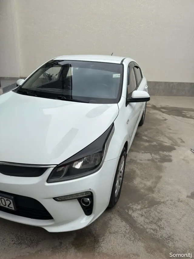 Kia Rio 2019 · 1.6 AT